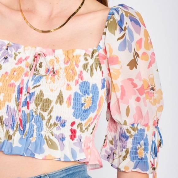 En Saison “Constantia” Floral Print Smocked Crop Top Size Large New With Tags! - Picture 2 of 10